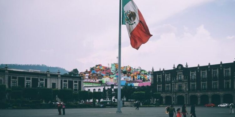Una mujer preside por primera vez el Supremo de México
