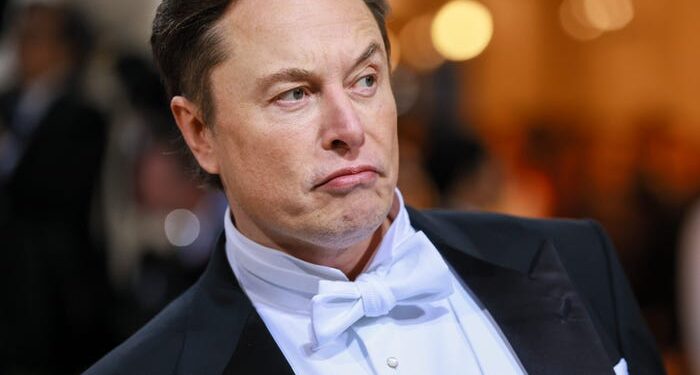 A Elon Musk le gusta salirse del guión con sus tweets.  Desde las tasas de natalidad hasta la guerra en Ucrania, aquí hay 20 de sus publicaciones más inusuales de la segunda mitad de 2022.