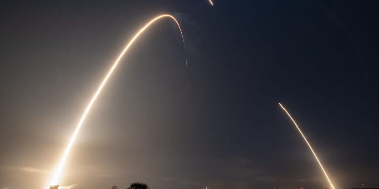 SpaceX recauda $ 750 millones a una valoración de $ 137 mil millones, los inversores incluyen a Andreessen-Horowitz