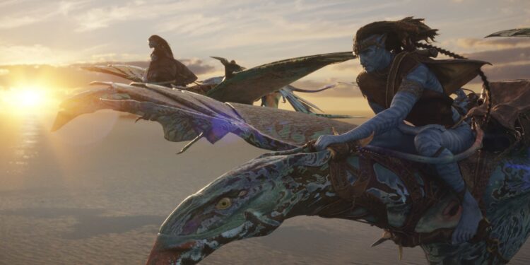 'Avatar 2' supera a 'Top Gun' con $ 1.5 mil millones para convertirse en la película más taquillera de 2022, y ya es la décima película más grande de la historia.