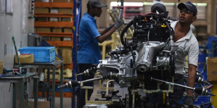 Renault considera fabricar vehículos eléctricos para el mercado masivo en India, según fuentes