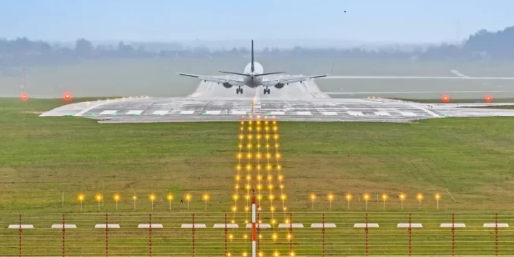 Resultados del tráfico aéreo de los aeropuertos lituanos de 2022: crecimiento fijo en todas las áreas, impacto de la pandemia terminado
