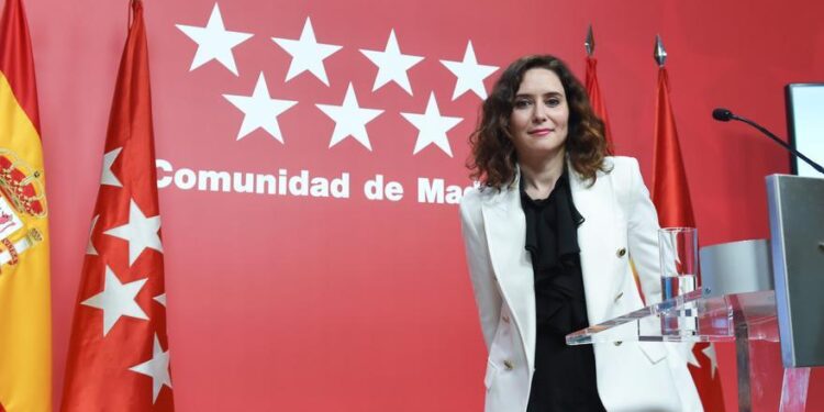 Ayuso recurrirá al TC el impuesto a las grandes fortunas del Gobierno de Sánchez