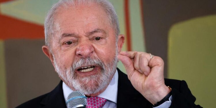 Lula echa a decenas de militares y promete ser implacable con los que participaron del intento de golpe de Estado