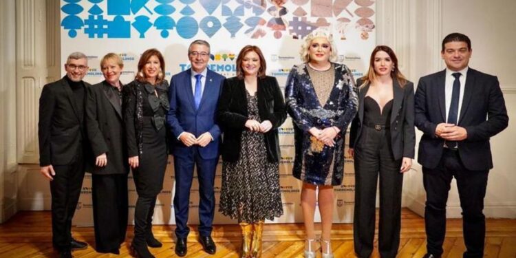 Torremolinos luce su ‘verano infinito’ en Fitur