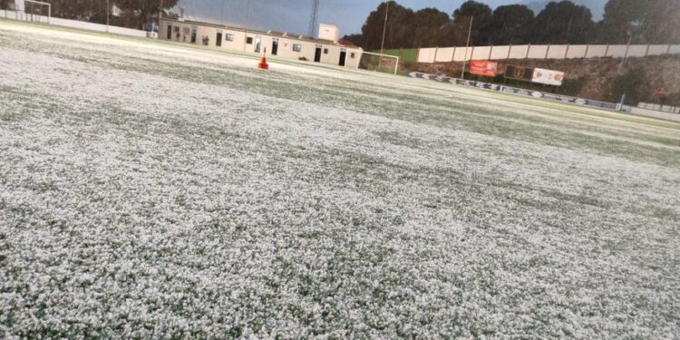 Tarde de granizo y nieve en Málaga