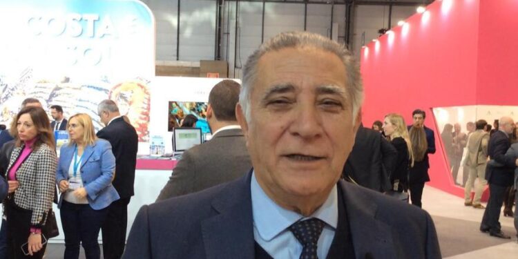 Manuel Villafaina, presidente de los Empresarios de Playas de Andalucía, destaca que 2022 ha sido el de la recuperación