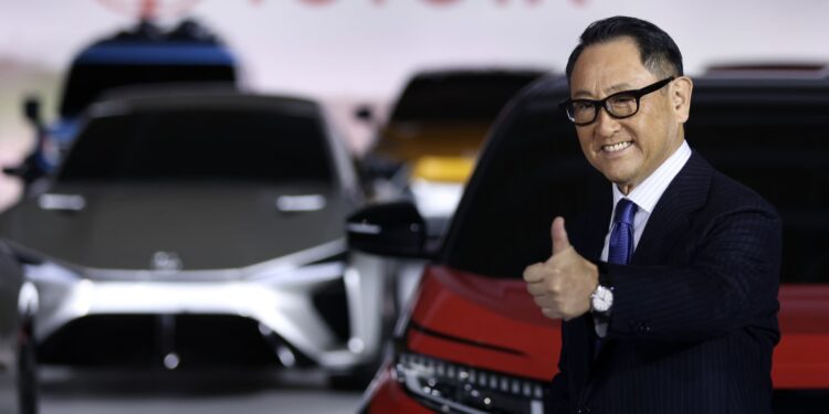 El CEO y presidente de Toyota, Akio Toyoda, renunciará