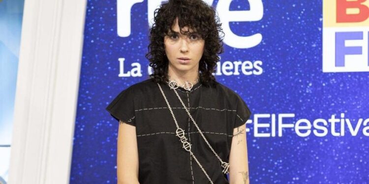 Alice Wonder se sincera antes del ‘Benidorm Fest’: «Sufrí disforia de género, tenía asumido que iba a ser un bicho raro»