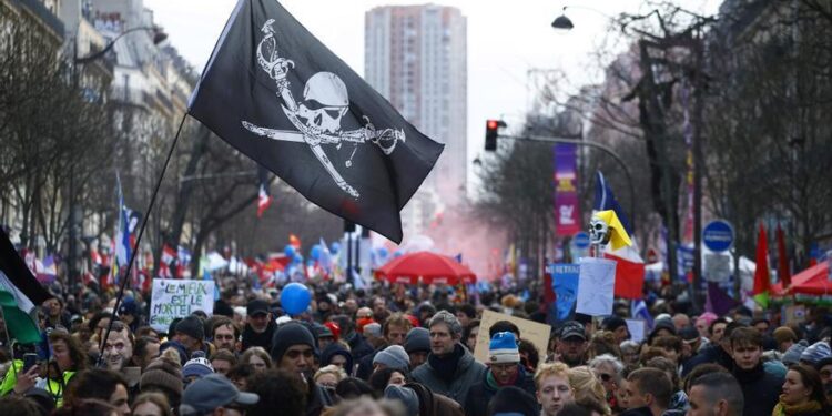 Segunda protesta masiva en Francia contra la reforma de las pensiones