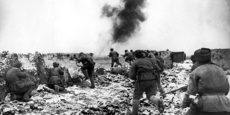 Rusia usa el 80º aniversario de la batalla de Stalingrado para alimentar el patriotismo
