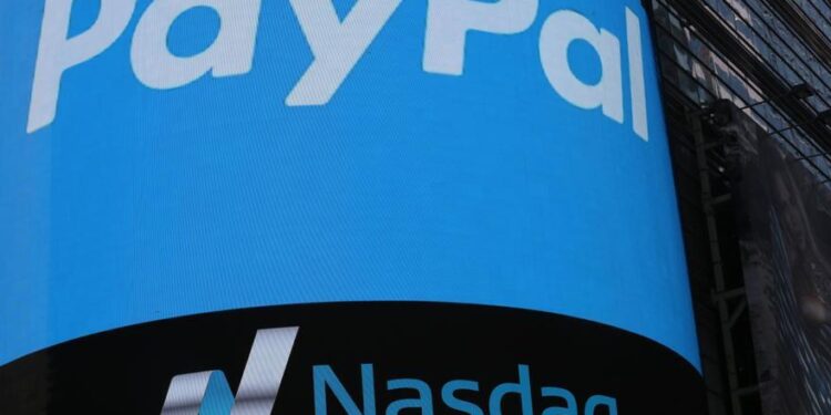 PayPal anuncia el despido de 2.000 empleados, un 7 % de su plantilla