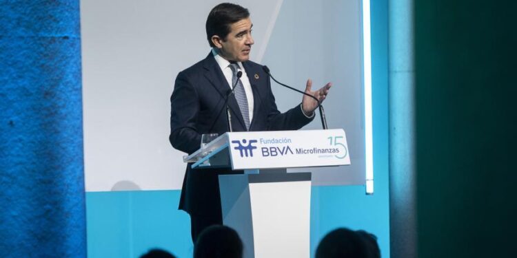 El BBVA gana un 38% más en 2022, hasta 6.420 millones, el mayor beneficio de su historia