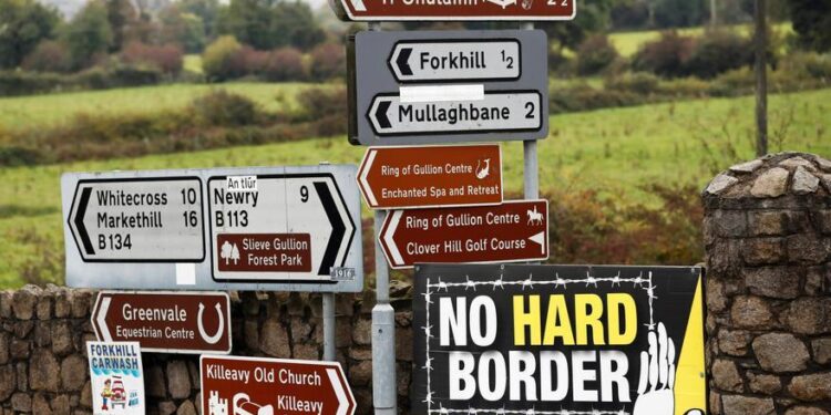 El Reino Unido y la UE llegan a un acuerdo sobre Irlanda del Norte, según la prensa británica
