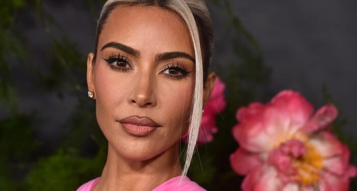 Según los informes, Kim Kardashian ganó hasta $ 1 millón hablando en una conferencia de fondos de cobertura semanas después de hablar en Harvard sobre su firma de capital privado.