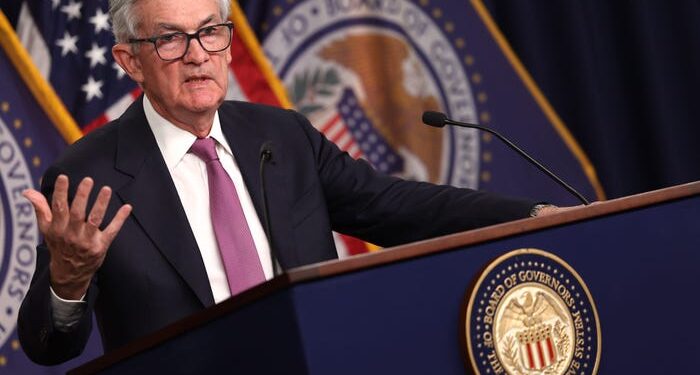 Los estadounidenses están en camino de ver 'una disminución significativa de la inflación' este año, dice Powell de la Fed