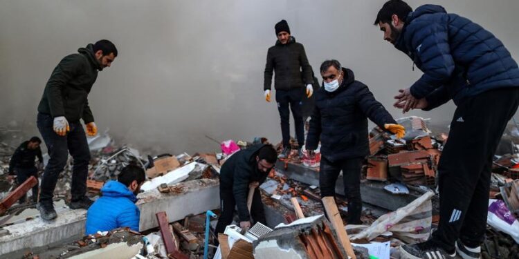 Última hora del terremoto en Turquía y Siria | El Gobierno turco dará 500€ a las familias afectadas