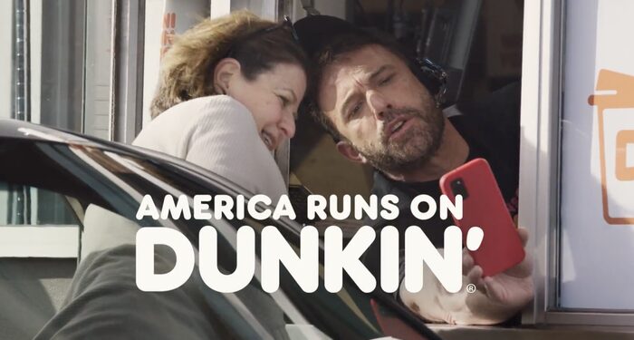 Los comerciales del Super Bowl LVII llegaron con un gran poder estelar de Steve Martin, Jack Harlow y Ben y Jen en Dunkin.