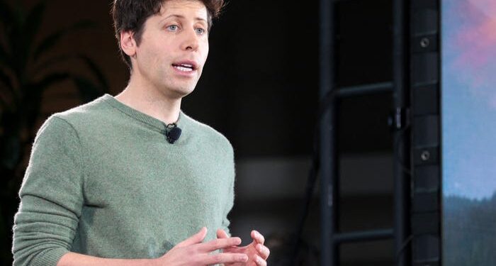 El CEO de OpenAI, Sam Altman, dijo que ChatGPT es 'genial', pero es un 'producto horrible'