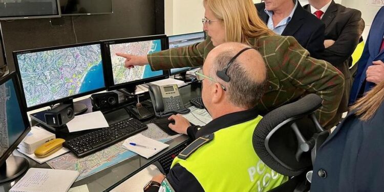 Fuengirola incorpora una red de sensores con inteligencia artificial para gestionar el tráfico