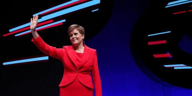 Nicola Sturgeon dimite como ministra principal de Escocia