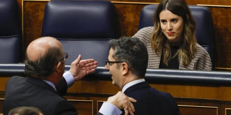 Podemos valora presentar una reforma propia del ‘sí es sí’ en el Congreso frente a la propuesta del PSOE