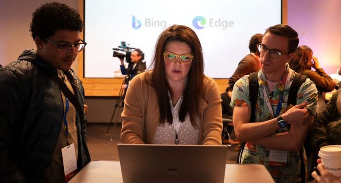 Microsoft busca reducir la duración de las conversaciones en Bing después de que comenzó a dar respuestas inesperadas, espeluznantes y emocionales: NYT
