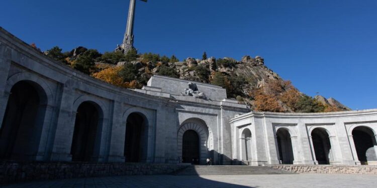 El Supremo da luz verde a las exhumaciones en el Valle de los Caídos