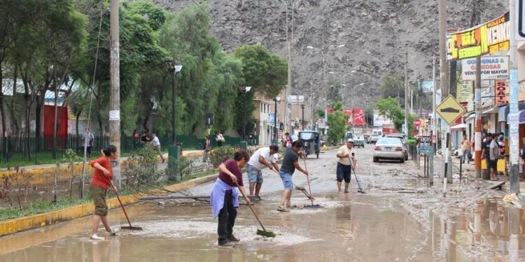 Las lluvias que afectan Perú dejan un muerto y dos desaparecidos