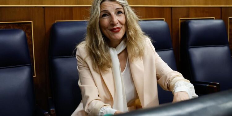 “No es el momento”: los afines a Yolanda Díaz frenan cualquier pacto exprés con Podemos